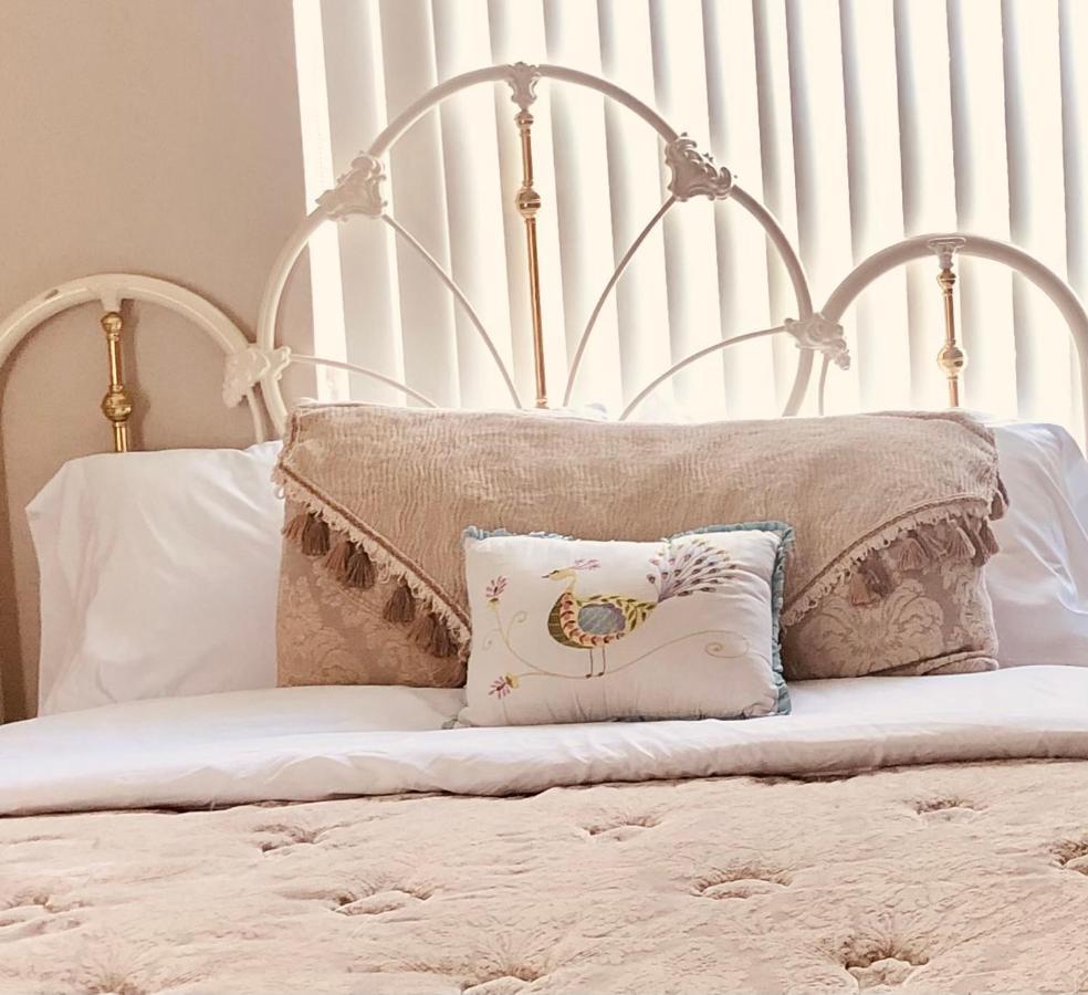 Villa Olivia Guest Rooms Голлівуд Екстер'єр фото